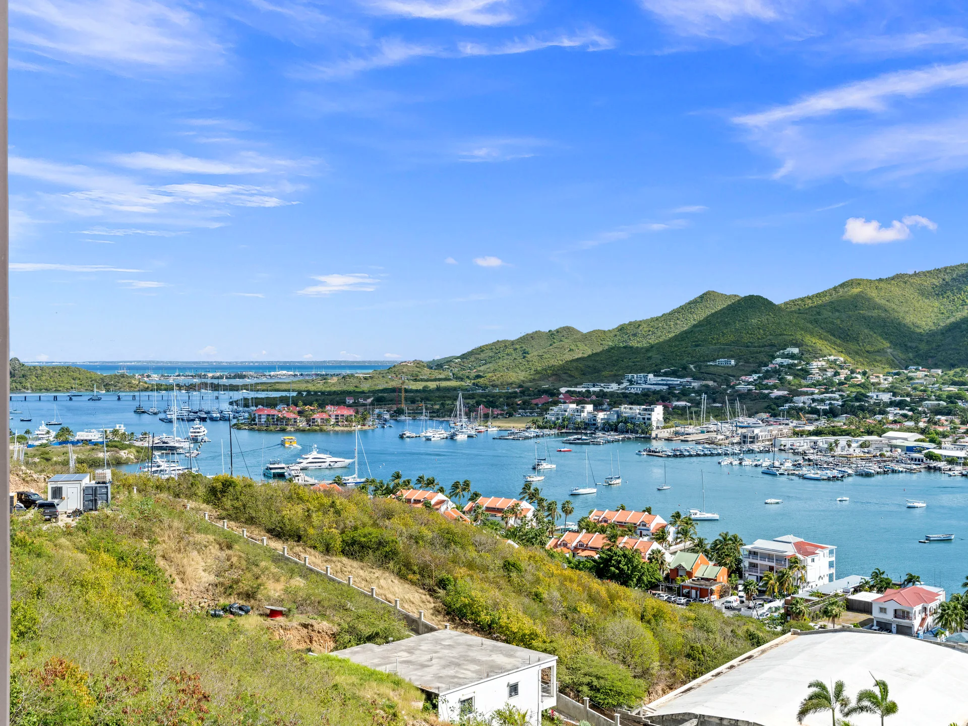 Stay and invest at The Hills Residence - Sint Maarten