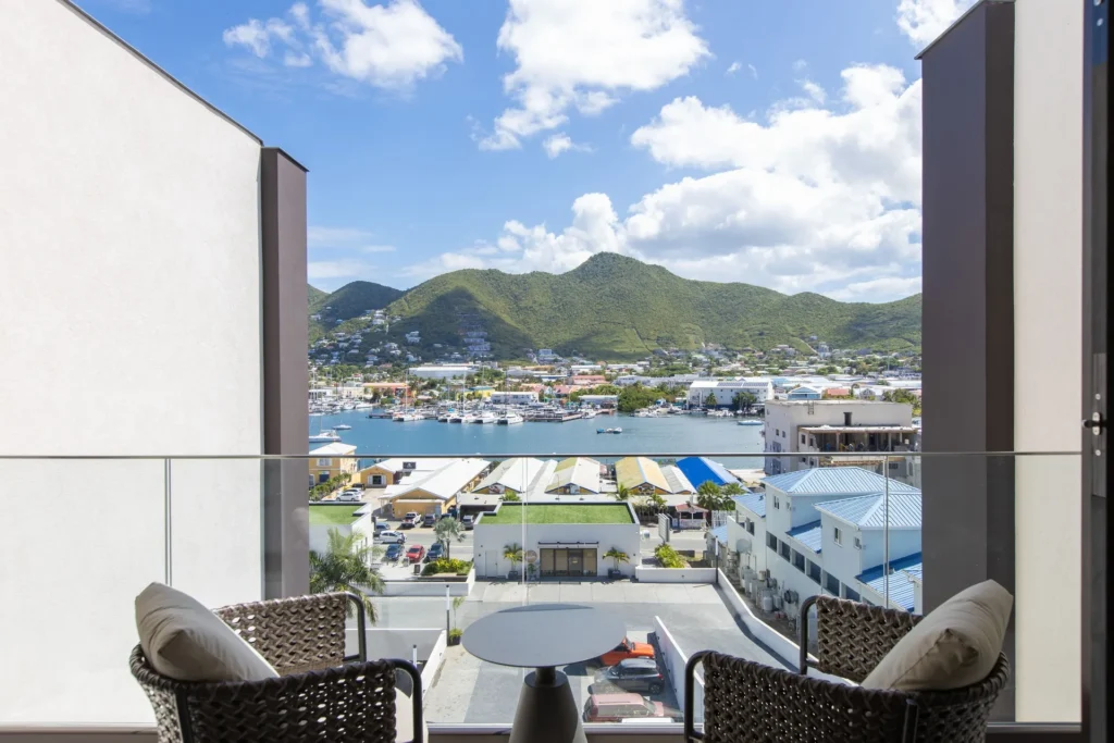 Lagoon view vacation rental A132 The Hills Résidence Sint Maarten