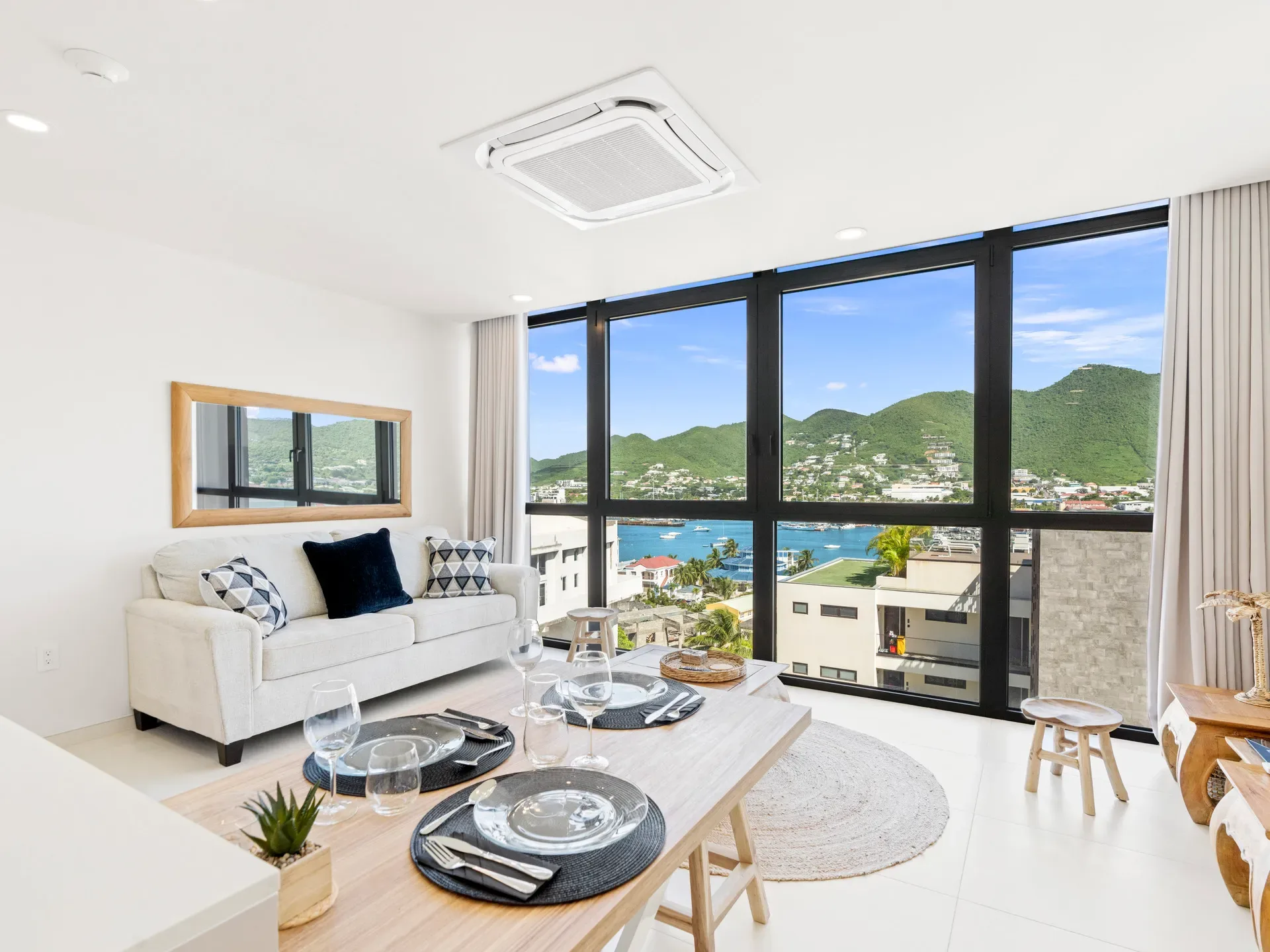 Stay and invest at The Hills Residence - Sint Maarten